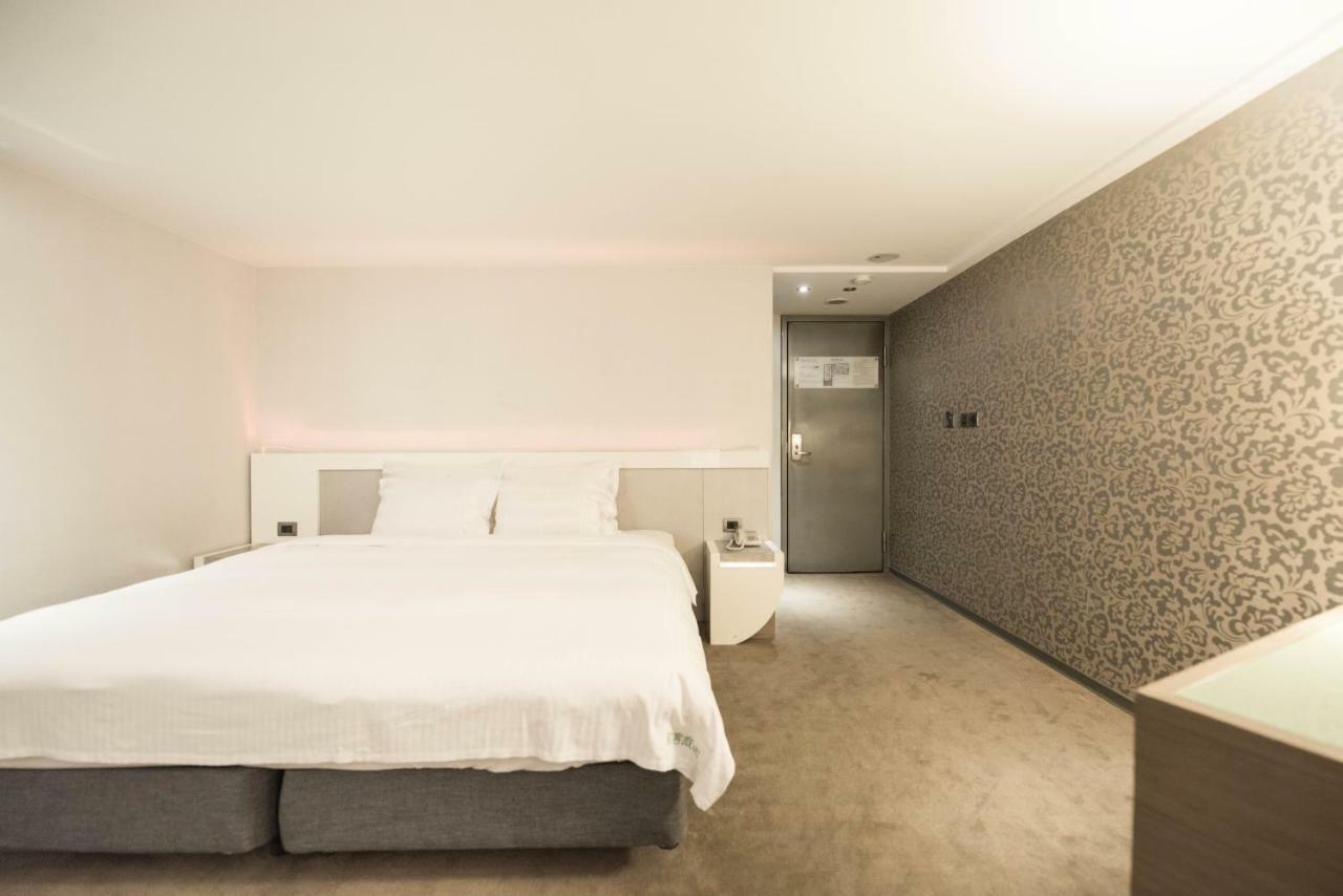 Saual Keh Hotel Tajpej Buitenkant foto